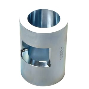 DEMONT.HYLSE ZF AKSLER PÅ BUSSER. MB, SETRA MM.